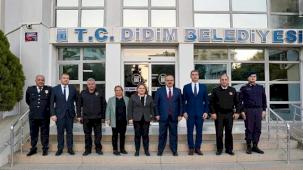 Muhtarlar İstişare Toplantısı için Didim'e gelen Aydın Valisi Yakup Canbolat, Didim Belediye Başkanı Hatice Gençay'ı ziyaret etti.