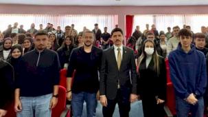 Pazaryeri Kaymakamı'ndan üniversite öğrencilerine seminer
