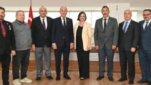 TEMAD tam kadro İzmir Karabağlar'ı ziyaret etti