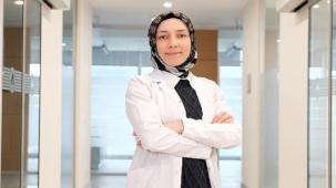 Uzmanı uyardı! Doğru bilinen uygulamalar dişlere zarar verebilir!