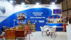 Yaşar Kemal’in özel eşyaları Beylikdüzü standında