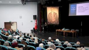 Yaşlı hakları Konak'ta masaya yatırıldı