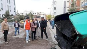 Yeni Mahalle Gürbüz Sokak'a sıcak asfalt serildi