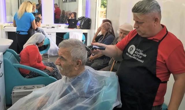 Antalya'da mobil kuaför hayat kolaylaştırıyor