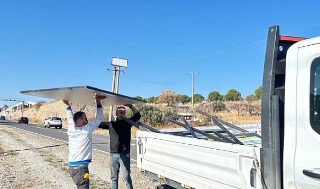 Ayvalık'ta görsel kirlilik yaratan reklam panoları ve levhalara izin yok!