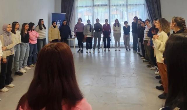 Bursalı gençler Orhaneli'de motive oldular