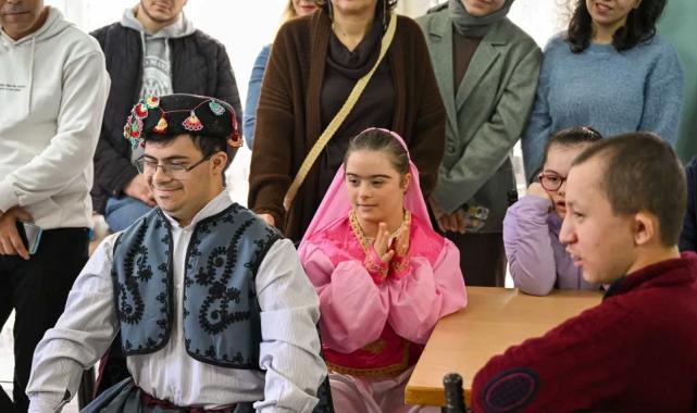 İzmir Bornova’da özel çocuklar anlamlı buluşma
