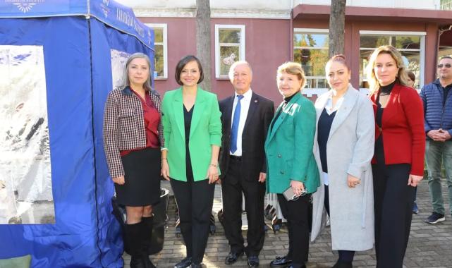 İzmir Karabağlar'da hizmet mahallelere taşındı