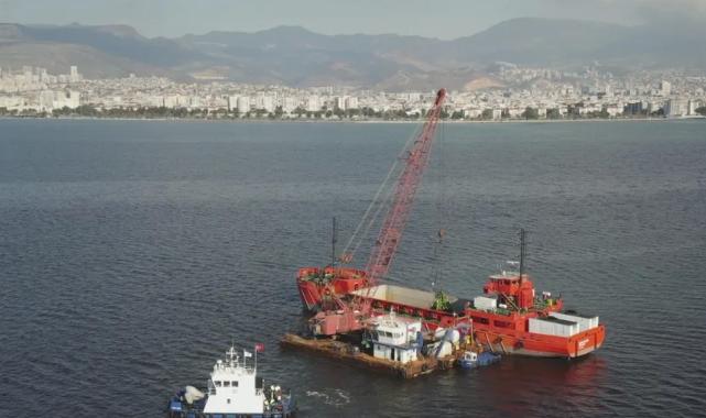 İzmir Körfezi'nde tarihi yatırım