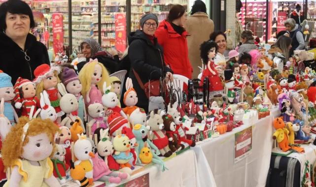 İzmit'te Yılbaşı İyilik Pazarı'nın ilk standı açıldı