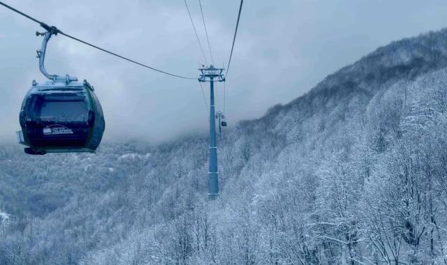 Karatepe'de teleferik keyfine kaldığı yerden devam