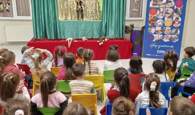 Sakarya'da 'Bir Hikâye Bin Neşe' projesiyle çocuklar mutlu