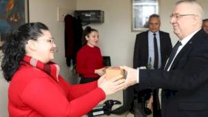 Başkan Ertaş personelin yeni yılını kutladı