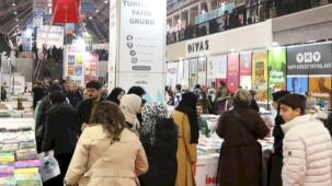 Bursa İnegöl'de kitap fuarına muhteşem final