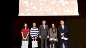 Denizli Büyükşehir'den öğrencilere ek kaynak desteği