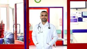 DEÜ'lü uzman uyardı: Kronik hastalar ve yaşlılar daha fazla risk altında!