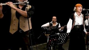 İzmir Bornova'da etnik müzik atılımı