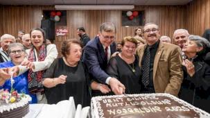 İzmir'de huzurevinde yeni yıla merhaba buluşması