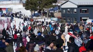 Kayseri Erciyes'e hafta sonu turist akını
