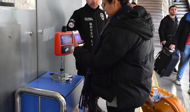 Toplu ulaşımda 'Dijital İzmirim Kart' rahatlığı