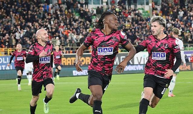 Corendon Alanyaspor 2-0 Tümosan Konyaspor (Maç Sonucu)