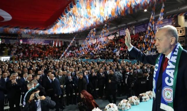 Cumhurbaşkanı Erdoğan: Karadeniz'in azmi ile çalışmaya devam