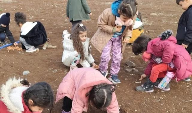 Diyarbakırlı çocuklar meşe tohumlarını toprakla buluşturdu
