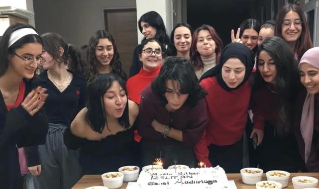İzmir'de üniversiteli gençler yalnız hissettirilmedi