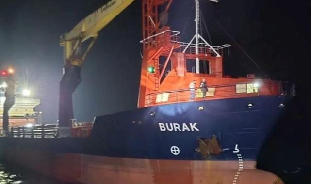 Seyir halindeki kuru yük gemisi Çanakkale Boğazı'nda arıza yaptı