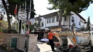 Antalya Kaleiçi’nde çöpte dedektiflik