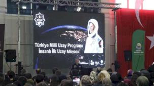Astronot Alper Gezeravcı Bursa İnegöl'de öğrencilerle buluştu