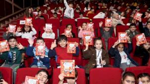 Bursa Nilüfer'de Kitap Söyleşileri’nin son konuğu Burcu Ünsal oldu.