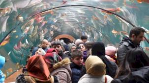 Bursa Yıldırım'dan çocuklara karne hediyesi