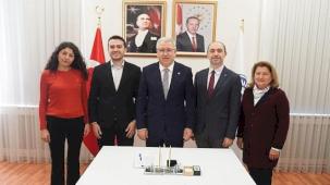 Karadut ve adaçayının, hastane kaynaklı enfeksiyona neden olan bakterilerin tedavisine etkisi araştırılacak