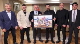 Kocaeli'de Başkan Büyükakın'a STK'lardan teşekkür