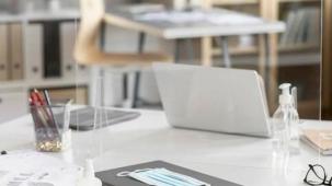 Ofis masalarında klozetten daha fazla bakteri var!