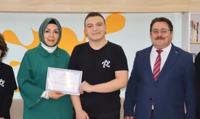 Türkiye Yüzyılı Maarif Modeli Sözlüğü'ne ödül