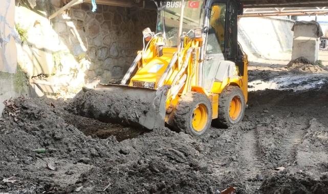 Bursa Büyükşehir'den dere temizliği