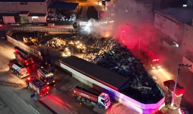 Bursa İnegöl'de Atık Toplama Merkezi'nde yangın