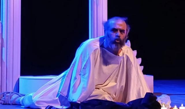 Drama öğrencilerinden 'Kuğunun Şarkısı' sahnelendi