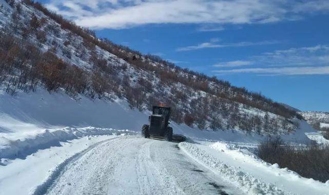 Malatya'da 56 mahallede kar mesaisi