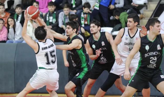 Sakarya'da dev adamlar son maçta kazanmak istiyor