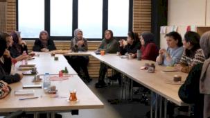 Anne Şehir’de kitap sevgisi aşılanıyor