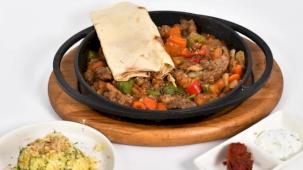 Antalyalılar Ramazan’da geleneksel tatlarla buluşuyor