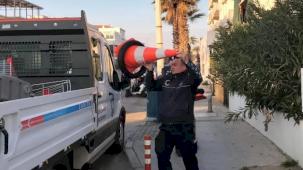 İzmir Güzelbahçe'de zabıta ekipleri işgale geçit vermiyor