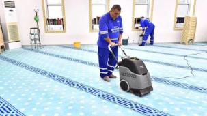 İzmir’in camileri A’dan Z’ye temizleniyor