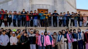 Konya Büyükşehir Bayırbucak Türkmeni yetim çocukları Konya'da ağırladı