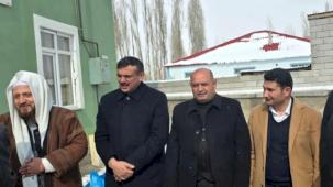 Mardinli kanaat önderleri Ağrı'da iki aileyi barıştırdı