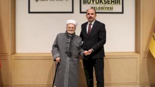 Mescid-i Aksa İmamı Şeyh İkrime Sabri Başkan Altay’ı ziyaret etti