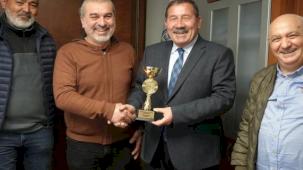 Muğla Milas'ta briç takımından Başkan Topuz'a ziyaret